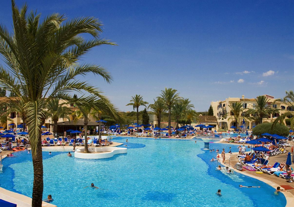Globales Aparthotel Bouganvilla Sa Coma  Exterior photo